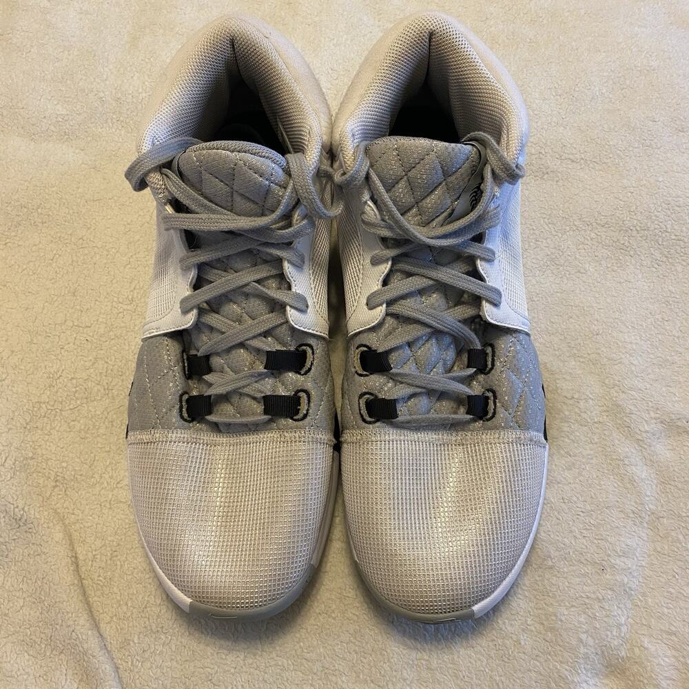Nike LeBron Witness White/Light Smoke Grey/Black Size 11